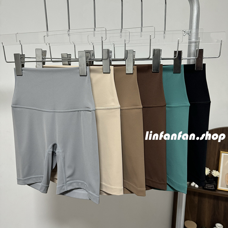 Nude-Feel Skin-Friendly Quarter-Length Pants, Tight-Fitting Hot Pants with No Awkward Lines, High-Waisted Sports Cycling Pants, Yoga Fitness Running Shorts