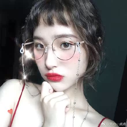 Các blogger được đề nghị bởi tên trộm của tôi! JudydoLL màu cam đơn sắc má hồng 10 # quyến rũ táo đỏ - Blush / Cochineal kem má