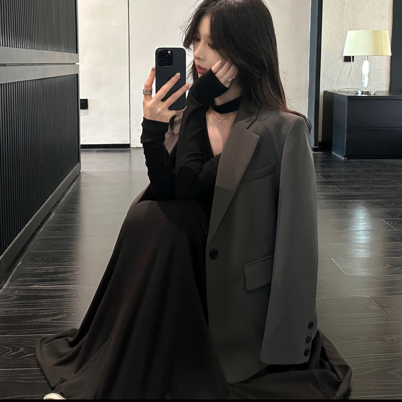 Gray Suit for Women, Spring and Autumn, No-Iron, High-End Design, Versatile Black Suit Jacket for Women, Casual and Elegant