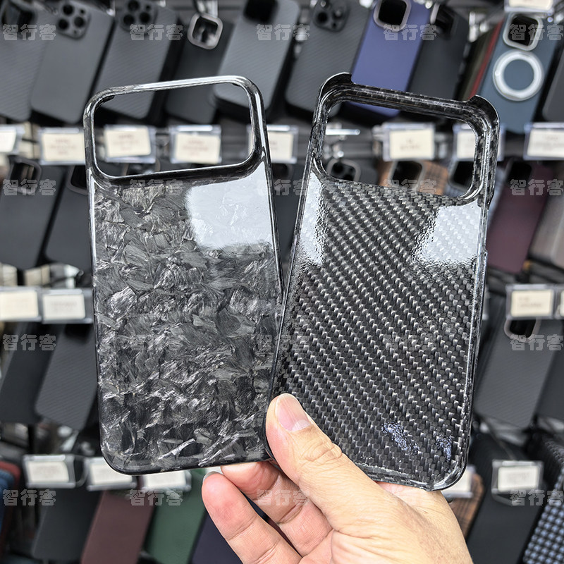 Suitable for Apple Iphone17Promax Ultra-Thin Carbon Fiber Iphone17Pro Business Luxury Phone Case