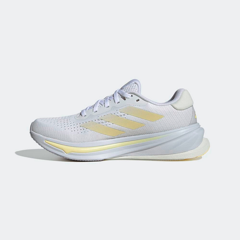 『阿迪达斯』跑鞋👟奥莱清仓季：官方正品的折扣盛宴