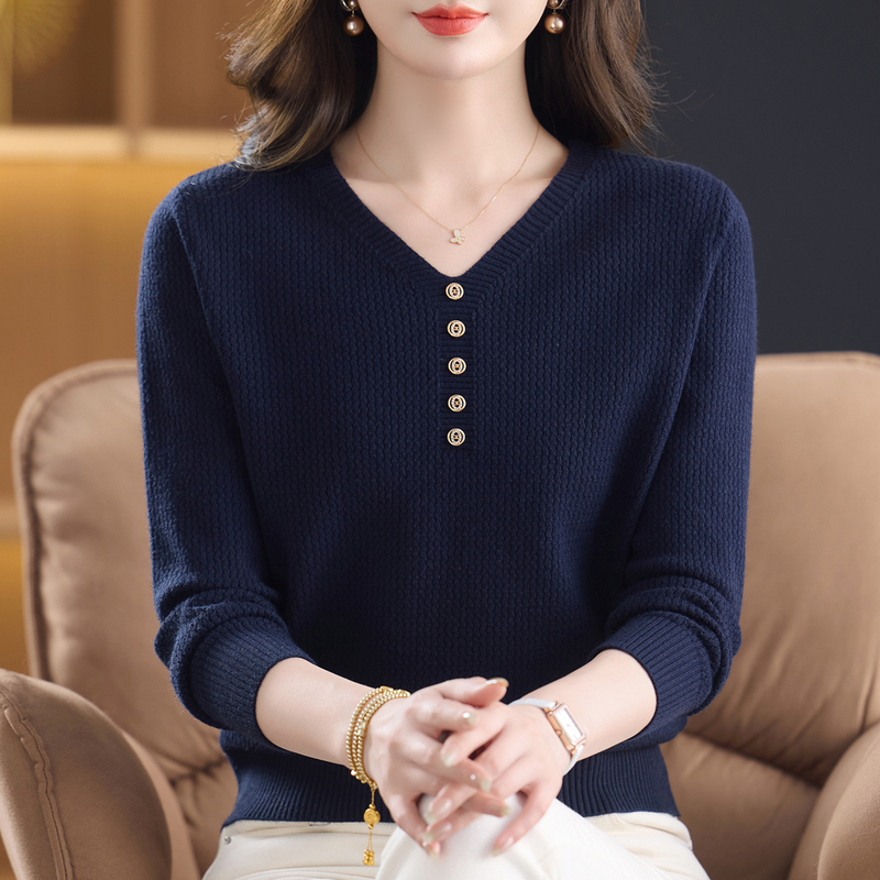 Chunzhu Shijia Fine-Spun Wool Sweater for Women, Autumn and Winter V-Neck Loose Solid Color Pullover Long-Sleeve Knitted Base Shirt