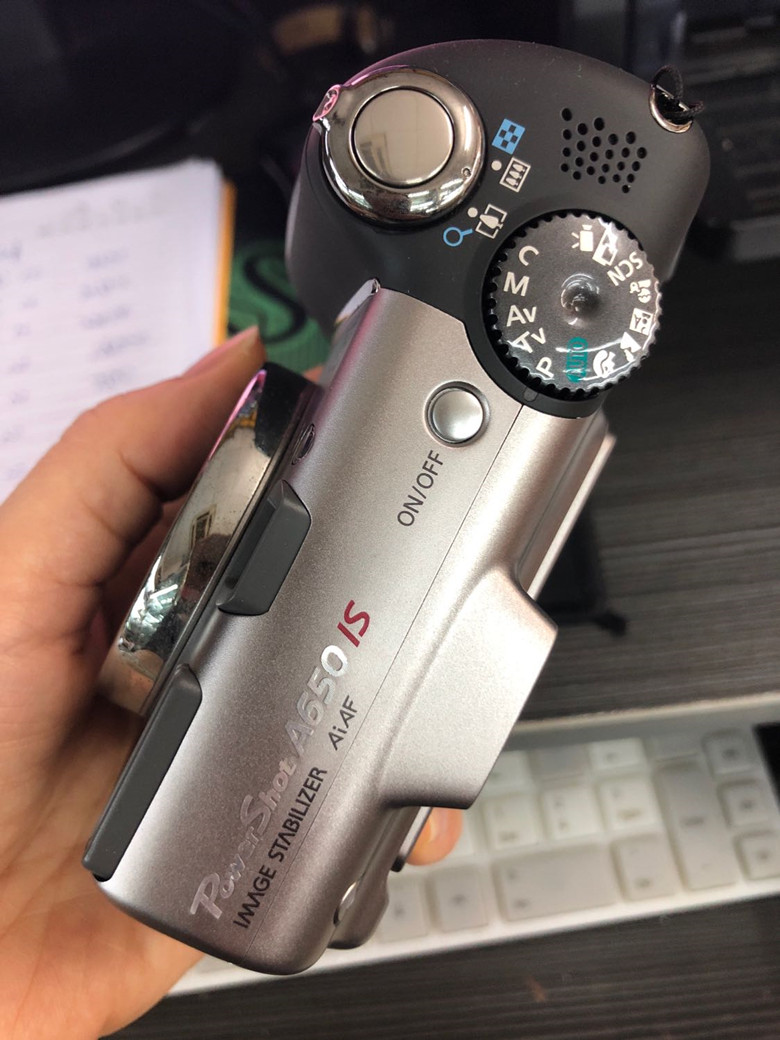 Canon Canon A650 IS đã sử dụng máy ảnh kỹ thuật số HD Màn hình máy quay lớn CCD DSLR - Máy ảnh kĩ thuật số máy chụp hình