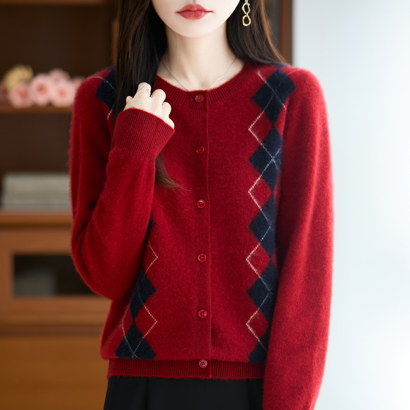 2025 Early Autumn New Style Preppy Diamond-Patterned Knitted Cardigan for Women, European High-End Color-Blocked Wool Sweater Jacket