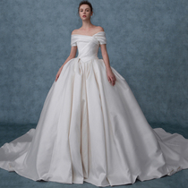 Wedding dress satin new bride 2021 light French high-end sense tailoring ceremony main yarn one-shoulder simple atmosphere