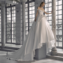 2021 spring new retro Hepburn one-shoulder satin light wedding dress simple long tail main wedding dress customization