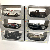 1:32signature West Neger Chrysler Plymouth Classic Car Simulation Alloy Car Model