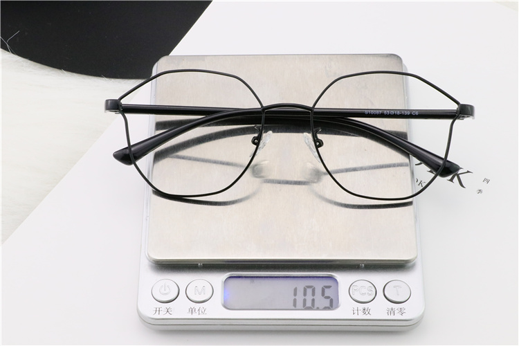 Montures de lunettes en Alliage cuivre-nickel - Ref 3139207 Image 9