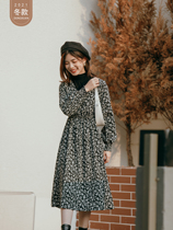 Seven volume a cut small man dress women autumn and winter French temperament black high collar long sleeve floral long skirt women 1590