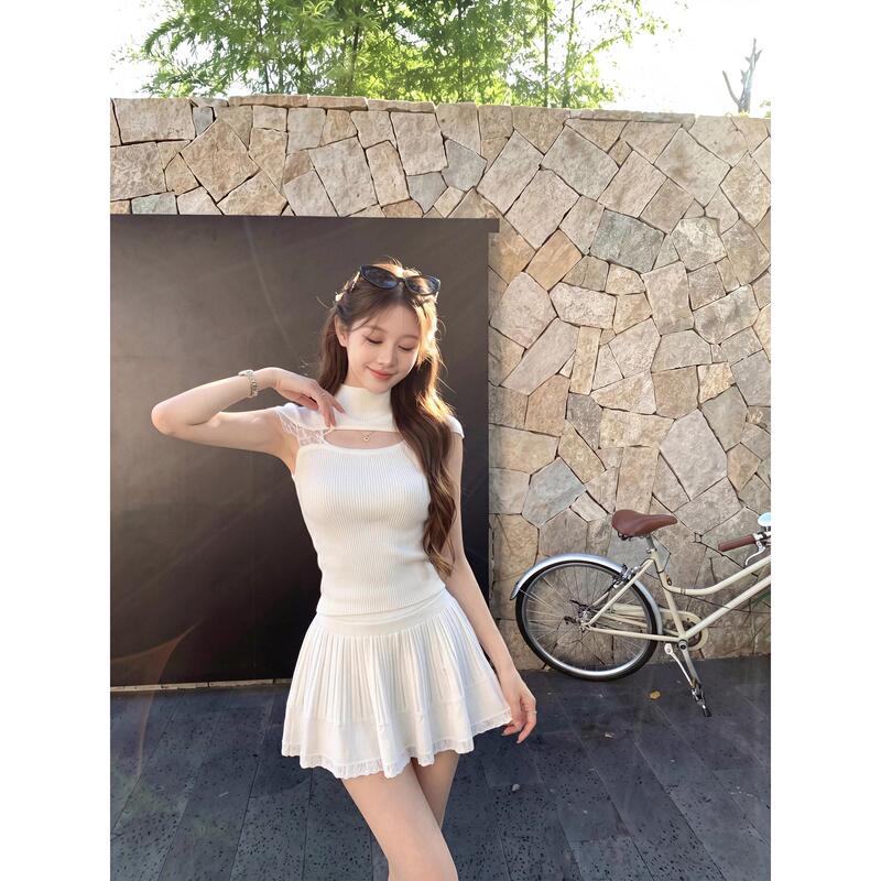 Ppwudawang White Stand-Up Collar Knit Sweater for Women, Summer Pure Desire Spicy Girl Style, Slim Fit, Short Elegant Top