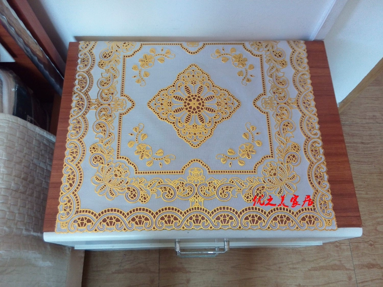 Miễn phí vận chuyển PVC khăn trải bàn Bronzing bao gồm cà phê khăn trải bàn khăn trải bàn cạnh giường ngủ tủ tủ lạnh pad 50 * 50cm thảm bảng - Khăn trải bàn giấy trải bàn ăn dùng 1 lần