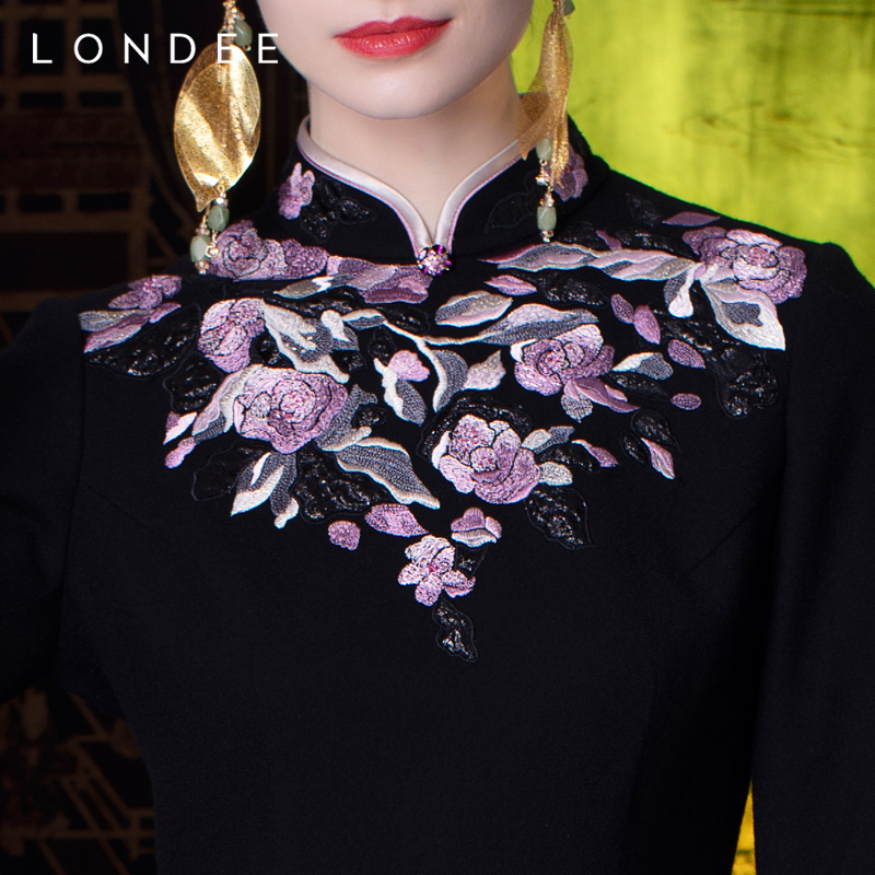 Londee/龙笛 Demi-season comfortable woolen cheongsam, with embroidery Londee/龙笛 Demi-season comfortable woolen cheongsam, with embroidery