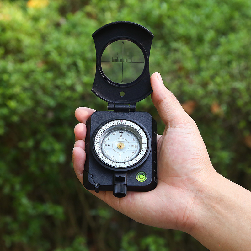 Compass outdoor directional off-road map ranging accurate 0 5 degrees LED luminous night compass compass army