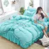 Ins net cô gái trái tim màu đỏ phong cách công chúa bông giường váy trải giường bốn mảnh set 1,5 / 1,8 m cotton tấm chăn chăn ga gối cao cấp nhập khẩu Bộ đồ giường bốn mảnh