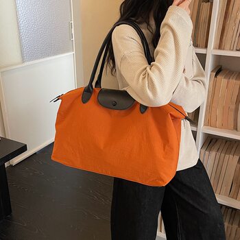 Cross-border fashion short-distance travel bag new large-capacity business trip commuter shoulder bag boarding hand luggage storage bag