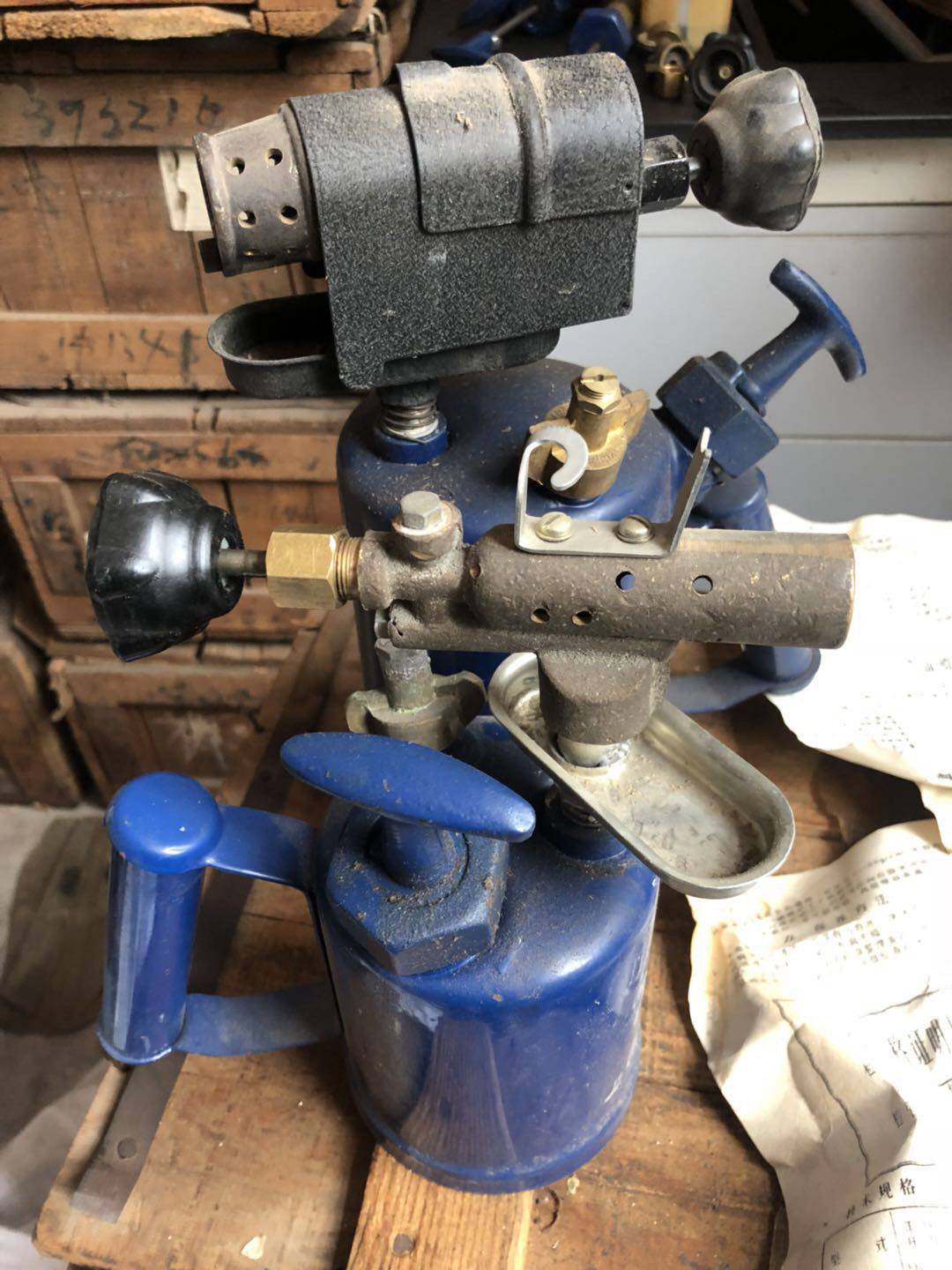 Force inventory in the 70s Shanghai produced 1 0KG gasoline spray lamp