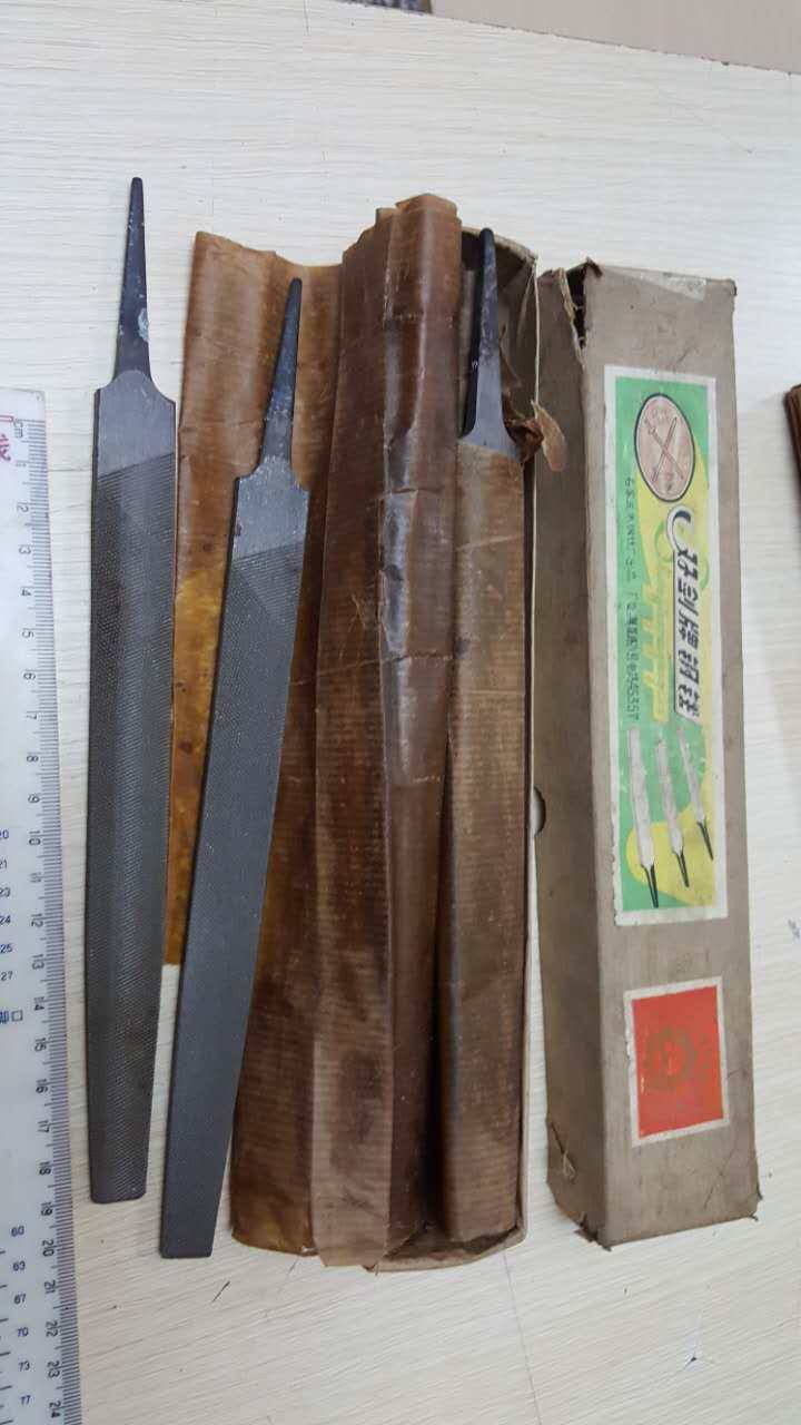 The old stock double sword 150MM round filing is a round filing is not a flat file error 