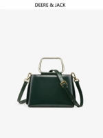 Темно-зеленый