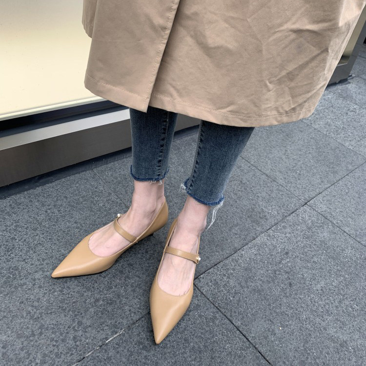 Trendy display slim ~ closed eye Pointed Light Mouth Temperament Mary Rare shoes with fine heel Almond Spring Women's Shoes