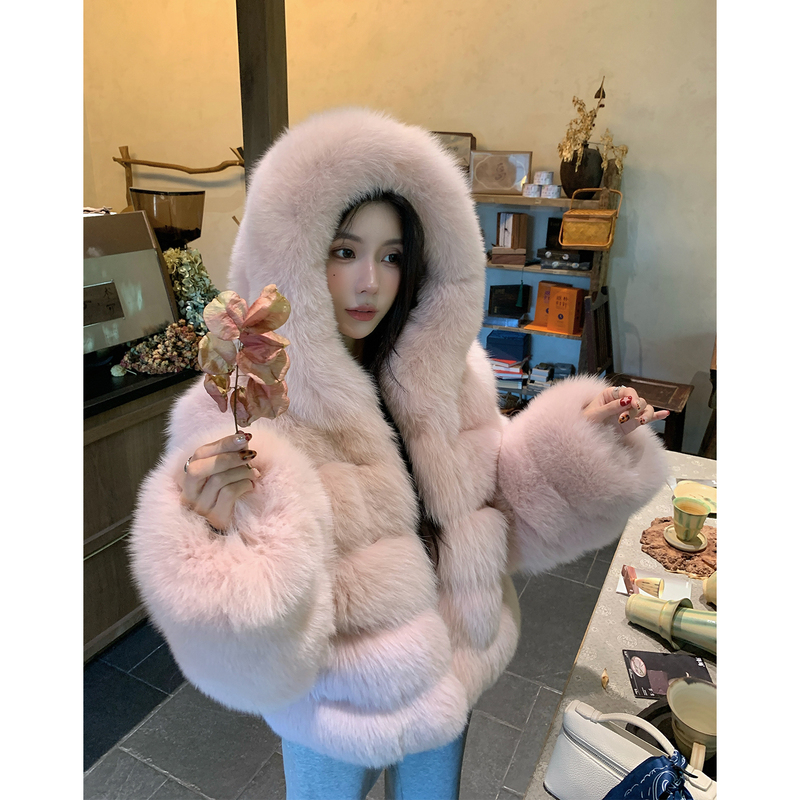 Pink Imported Whole Fur Fox Fur Coat for Women, Short Hooded Warm Fur Coat, 2025 New Hot Style Pink Imported Whole Fur Fox Fur Coat for Women, Short Hooded Warm Fur Coat, 2025 New Hot Style