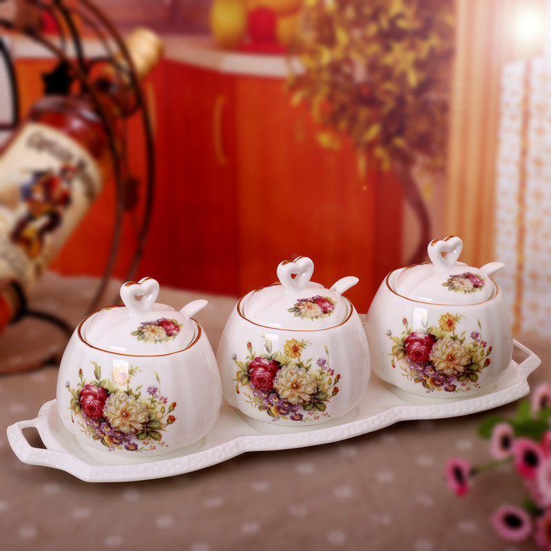 Concort with cover ceramic kitchen flavor box box condiment canned Jingdezhen European salt tank creative luxury