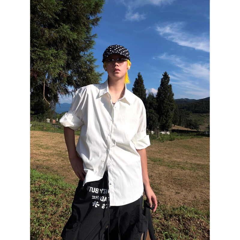 Eat Cuff Fold Design Solid Color White Shirt for Men, Loose Casual Summer Cool Simple High-End Shirt