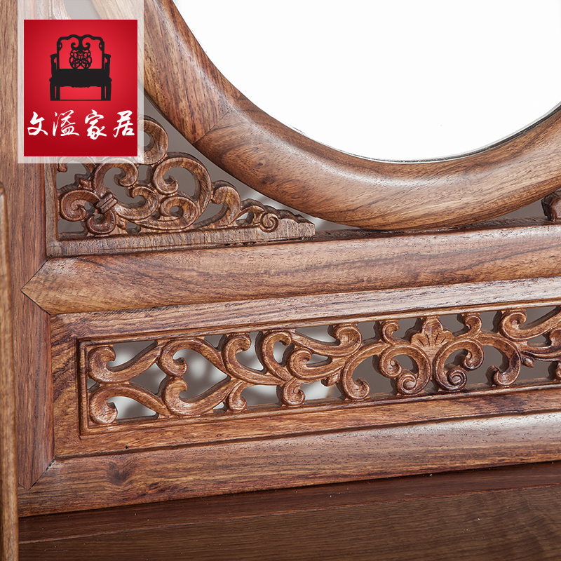 �����ľ��ױ̨�οյ���ױ̨