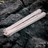 [Летающая бабочка без рамок] [Оригинал] Летающая бабочка без рамок Жаворонок Небесная стрела Жаворонок Алюминиевый нож-бабочка Практический нож без кромки