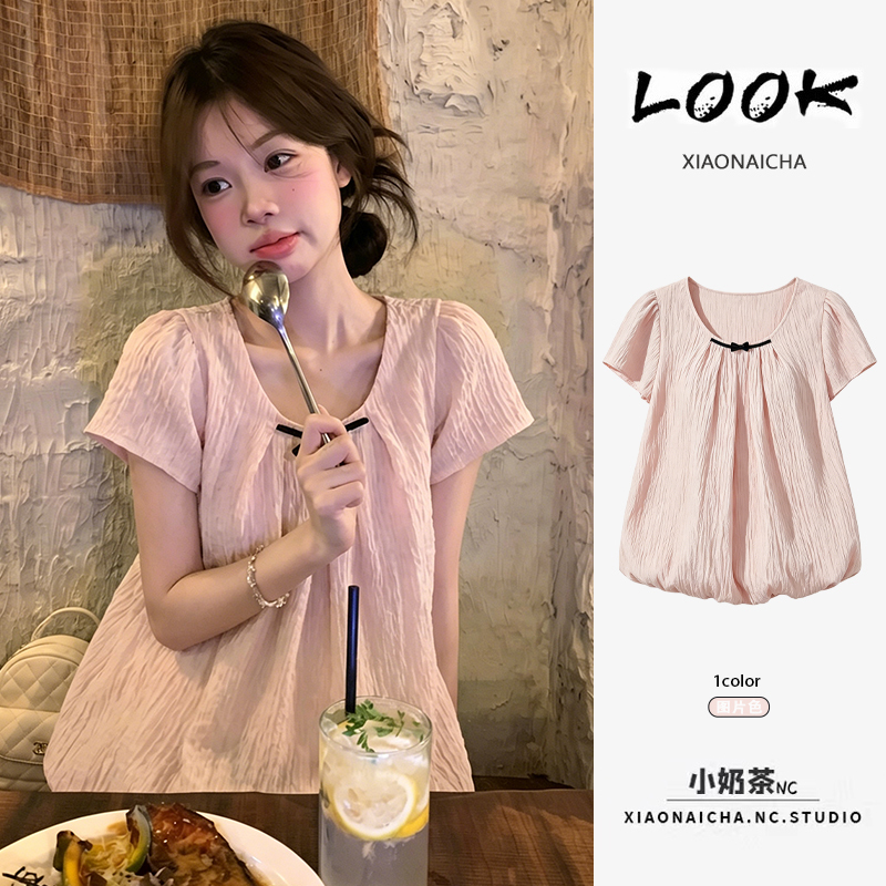 French Sweet Girly Style Pink Pleated Flower Bud Shirt for Women, Summer Short-Sleeved Design, Age-Reducing Flower Bud Top