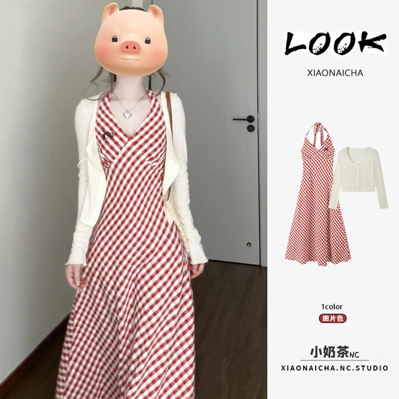 French Retro Red Plaid V-Neck Halterneck Dress for Women, New Summer Style, Seaside Resort Style, High-Waisted Slimming Long Skirt