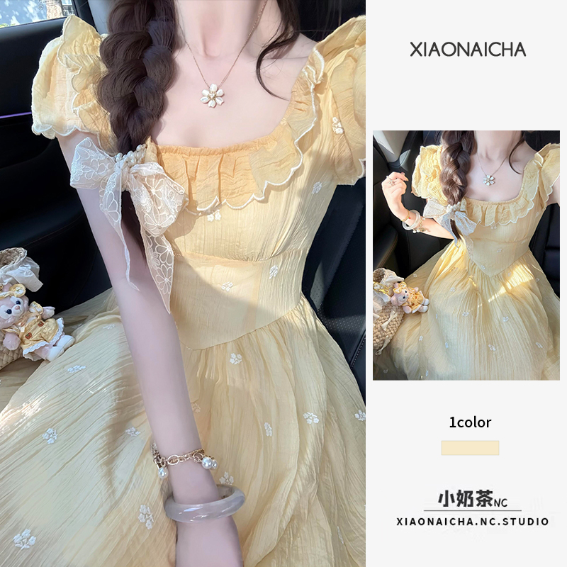 French-Style Yellow Floral Dress with Small Flutter Sleeves for Women, Summer High-End Waist-Cinching Slimming Puff Sleeve Fairy Long Dress French-Style Yellow Floral Dress with Small Flutter Sleeves for Women, Summer High-End Waist-Cinching Slimming Puff Sleeve Fairy Long Dress