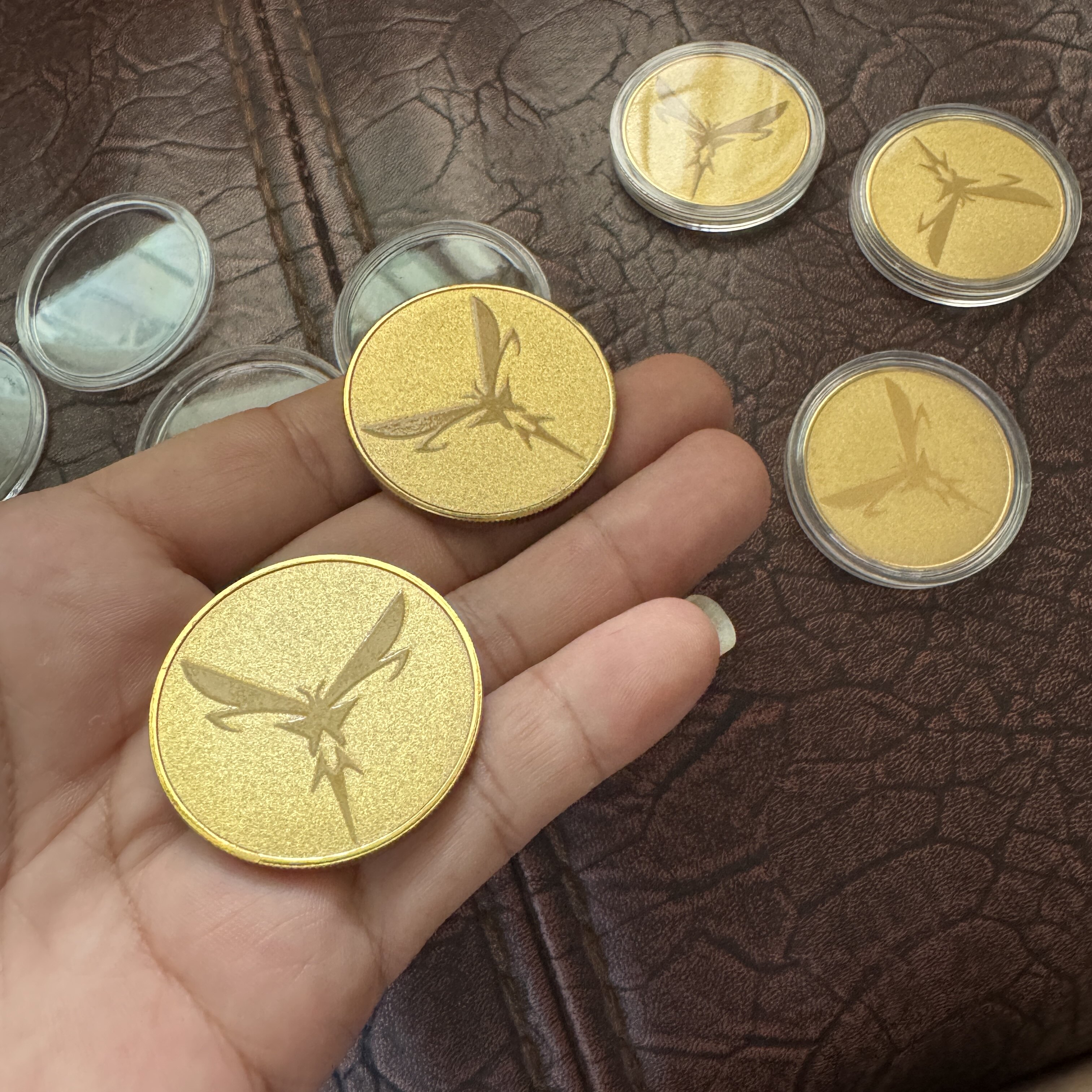 萤火突击数字币纪念数字币游戏周边实物模型玩具收藏[送保护壳]