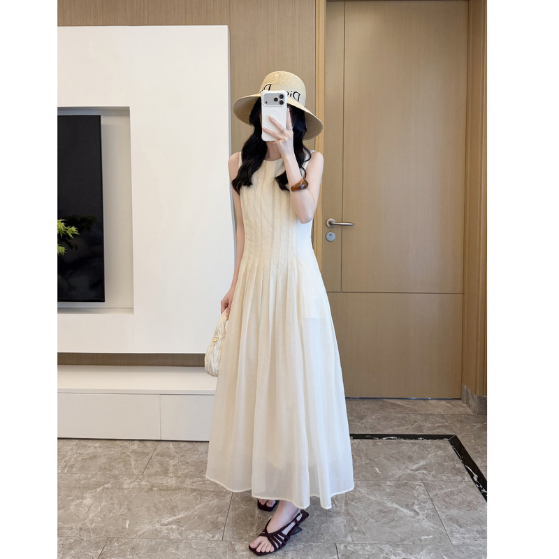 Fflal Tencel Textured Sleeveless Dress for Women, Pleated Summer New Style, Waist-Cinching Long Dress, Elegant Tank Dress Fflal Tencel Textured Sleeveless Dress for Women, Pleated Summer New Style, Waist-Cinching Long Dress, Elegant Tank Dress
