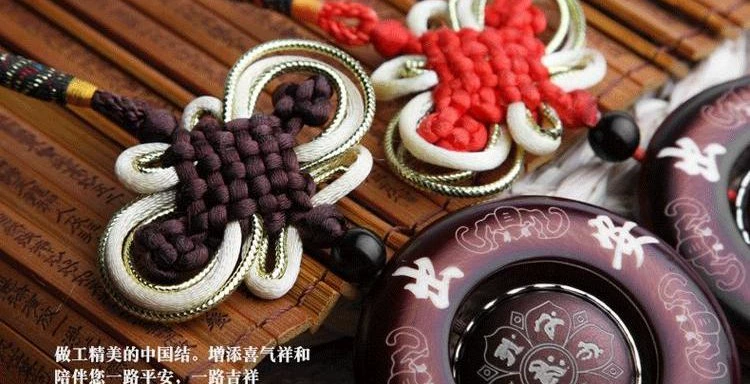 Đồ trang sức nội thất xe hơi vào và ra khỏi cống phẩm tất cả các cách trang trí xe trang trí đồ trang trí đồ trang trí mặt dây chuyền nam xe phụ nữ - Trang trí nội thất xây tường trang trí phòng khách