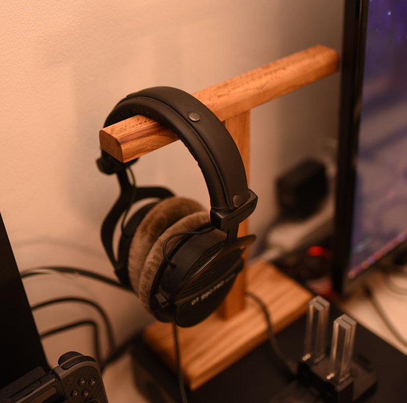 Solid wood headphone rack Creative headphone display rack Wooden headphone hanger Internet café universal headset stand