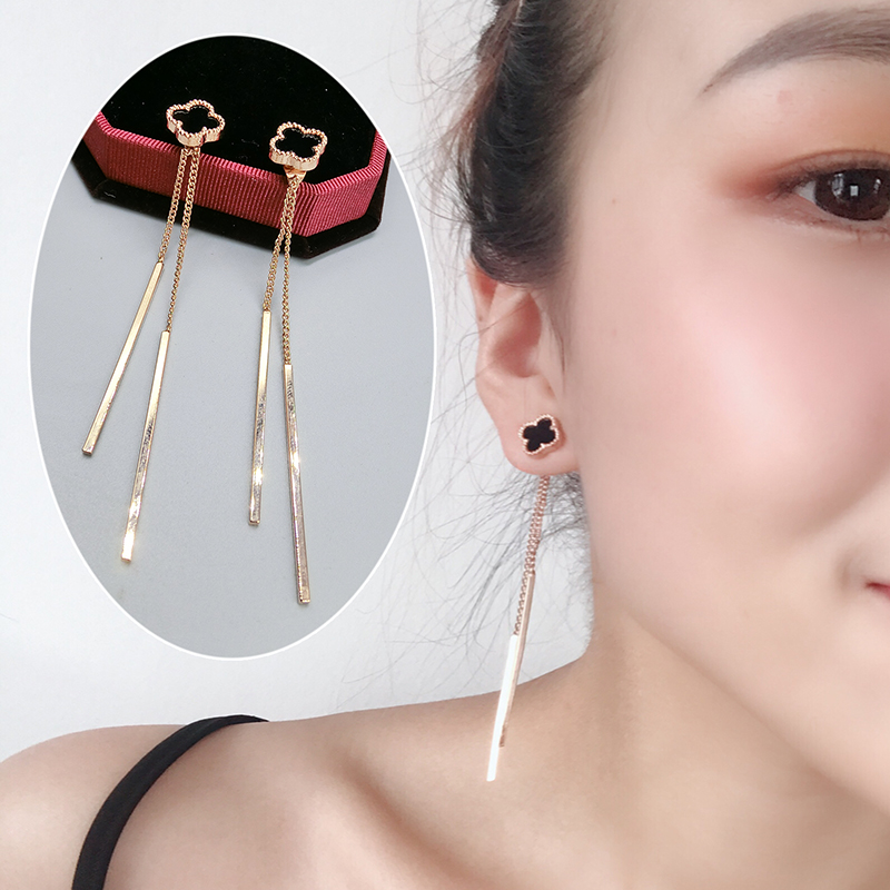 Four Leaf Grass Earrings S925 Pure Silver Plated Rose Gold and America 100 Lapped Temperament Long Version Flow Suear Anti-Allergy Ear Pin