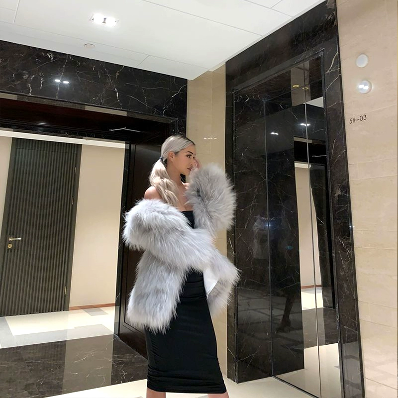 Áo khoác nữ thời trang châu Âu và châu Mỹ mới aura áo lông gấu trúc dệt lông giữa mùa đông dài - Faux Fur