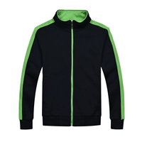 Один бар с бархатными черными зелеными рукавами