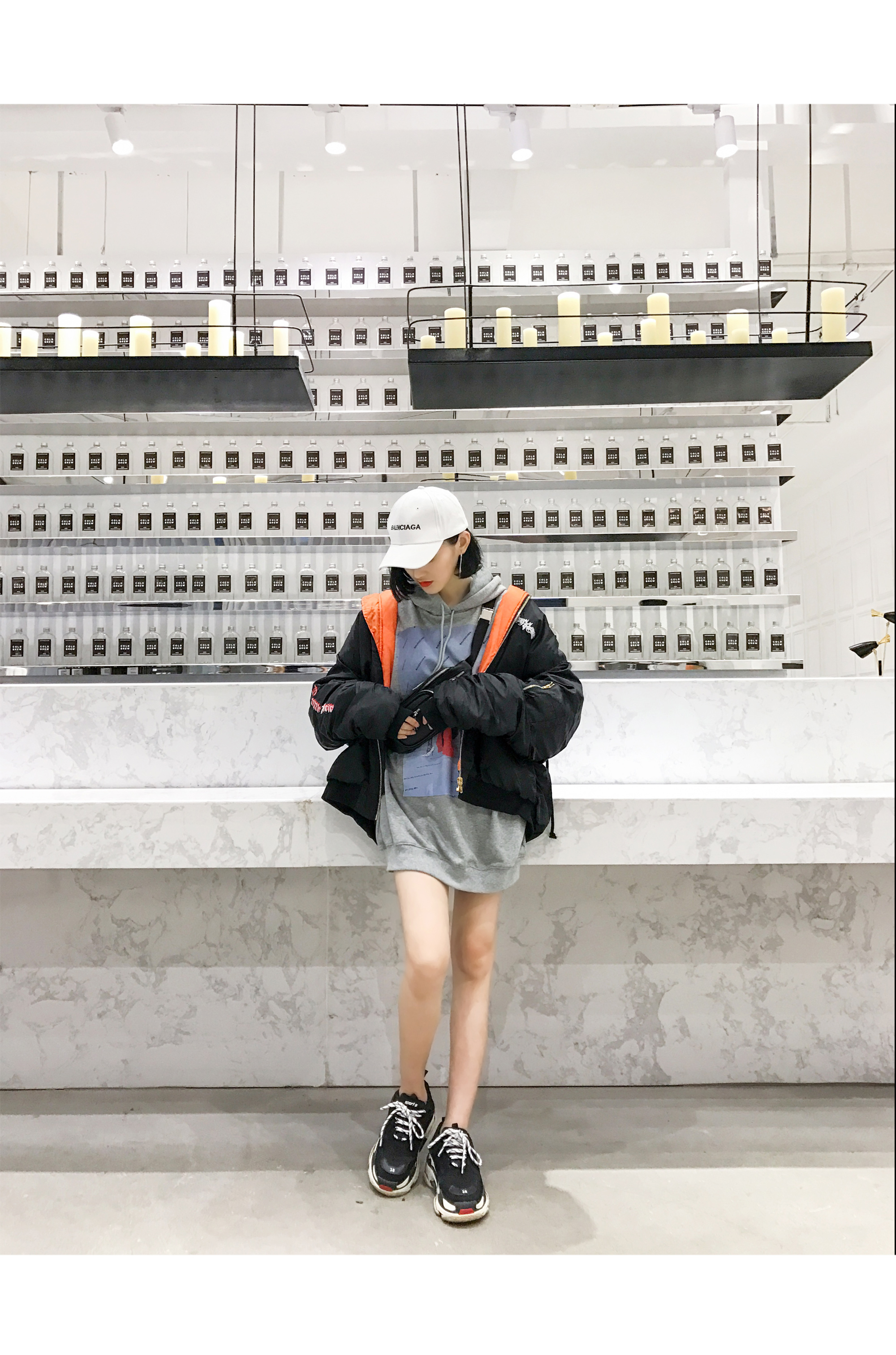 Chống mùa bông quần áo mùa đông áo khoác nữ dày Wu Yifan với phần bánh mì đoạn ngắn fluffy sinh viên bông lỏng áo khoác bf áo khoác nữ