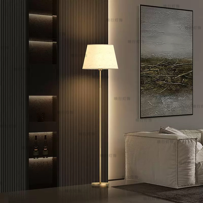 American-Style Floor Lamp, Modern Hotel Room, Living Room, Bedroom Floor Lamp, Restaurant, Study, Standing All-Copper Floor Lamp