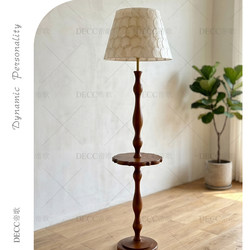 French-Style Vintage Shell Floor Lamp with a High-End Feel, Shell Lampshade, Mid-Century Style Rubberwood Lighting for Bedroom and Living Room