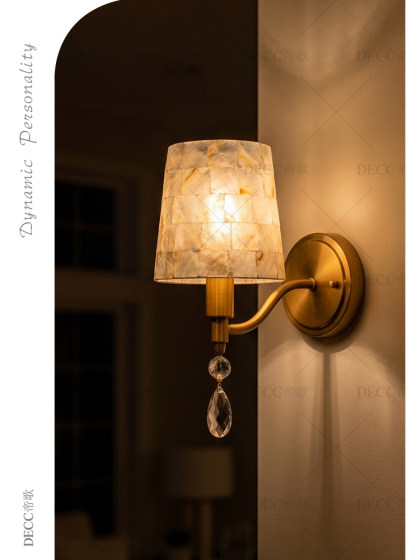 French Retro Creative Shell Wall Lamp for Bedroom, Living Room, Dining Room, Crystal Wall Lamp, American Retro Light Luxury High-End Lighting