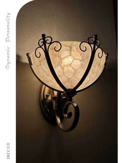 French-Style Vintage Shell Wall Lamp, Iron Art Light Luxury Wall Lamp for Living Room, Bedroom, Dining Room, Creative Bedroom Room Lighting