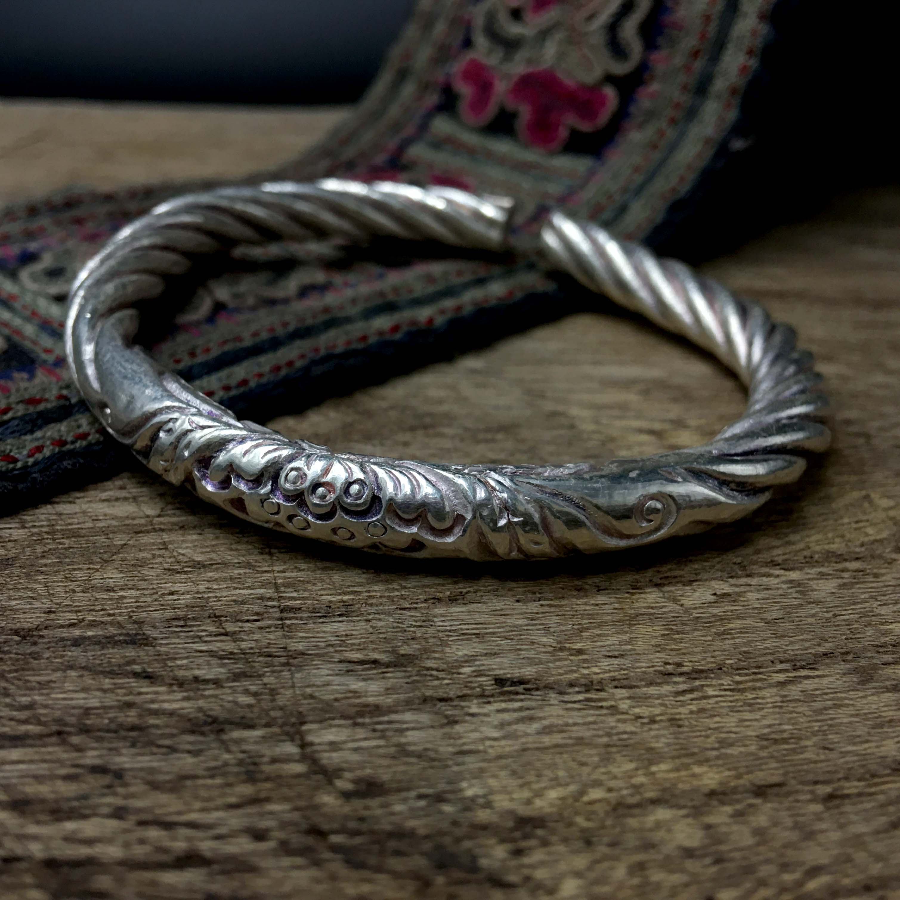 Original 999 Silver Hand Personality Features Deep Peony Spark Retro Traditional Bracelet