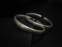 Original 999 pure silver hand elliptical personality simple and simple light - surface silver precious bracelet Moku silver