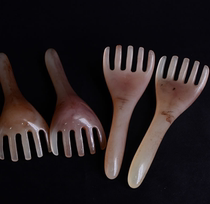 Resin head massage five-tooth nail rake Meridian dredging Rod scraping board relaxation stick head therapy comb portable single