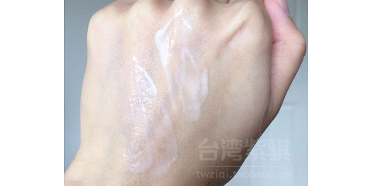 Đài loan olay Olay dầu trắng chai nước ánh sáng trắng nhựa spot light chất nicotinamide mặt làm trắng bộ serum tinh chất rau má