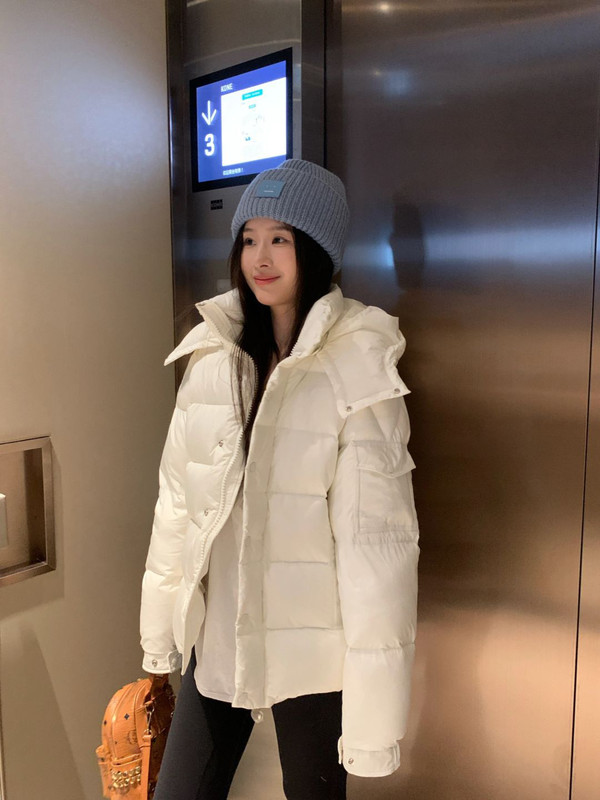 The First Batch Has Been Upgraded to 90% Goose Down. Maya down Jacket for Women 2026, Thickened Version, Super Stylish The First Batch Has Been Upgraded to 90% Goose Down. Maya down Jacket for Women 2026, Thickened Version, Super Stylish