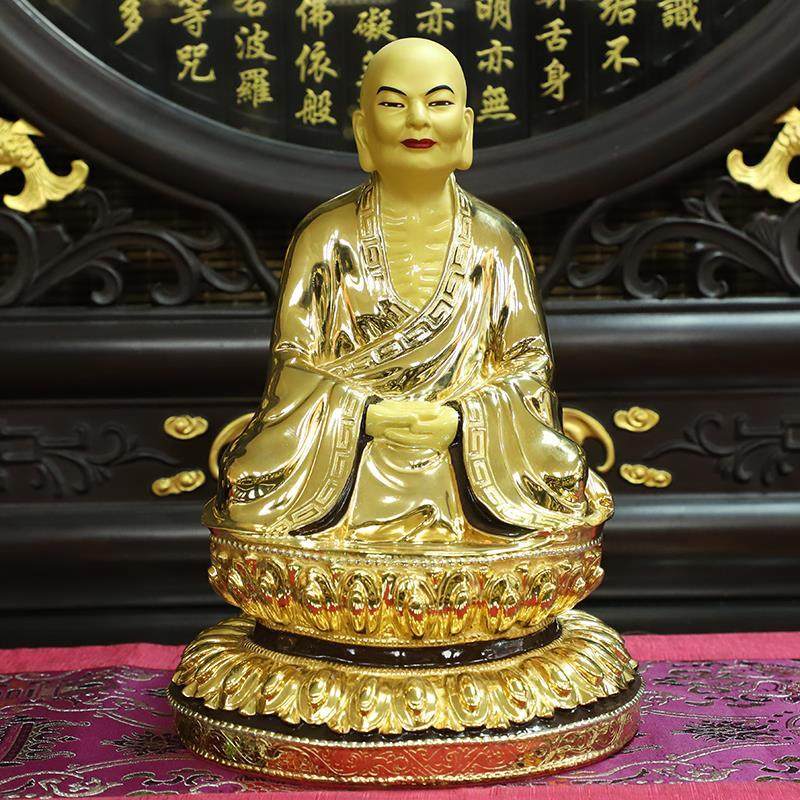 Taiwan's Shengfan Cumu Gold Six Zuohui can be dedicated to the sixth generation of the master Zum Buddhist statues of the Master of Zen Buddhism in the South China temple Zen Buddhism