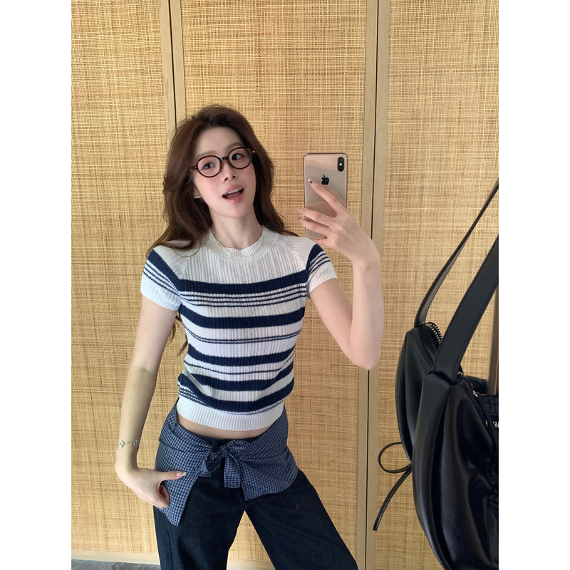Even Yiwen [Straightforward Sister] Korean-Style High-Intelligence Retro Knitted Short-Sleeve Relaxed Fit Color-Block Striped T-Shirt